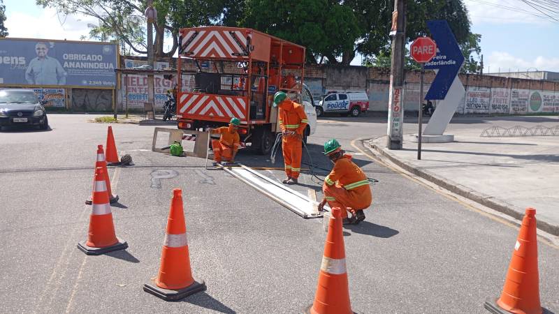 Sinalização da SEMUTRAN.