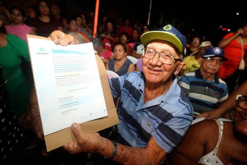 “Agora a casa é minha”: emoção marca entrega de 857 títulos de propriedade na Área Dom Bosco, em Águas Brancas