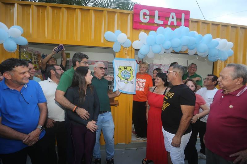 Praça na Avenida Dom Vicente Zico transforma espaço antes esquecido em ponto de convivência