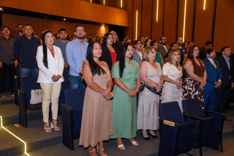 Câmara Municipal de Ananindeua realiza solenidade da Comenda Medalha General Joaquim de Magalhães Cardoso Barata 