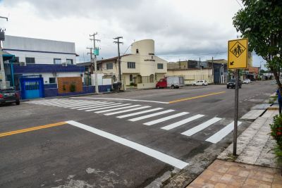 Galeria: Revitalização de faixa de pedestres