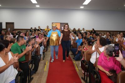 Galeria: Lançamento do Avental de Ouro no Auditório da Semed