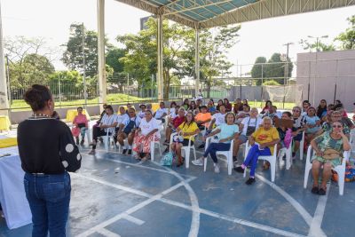 Galeria: Pré Conferências da Mulher no CRAS Estrela do conjunto Júlia Seffer