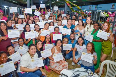 Galeria: Feira do artesanato com exposição Doces que Encantam