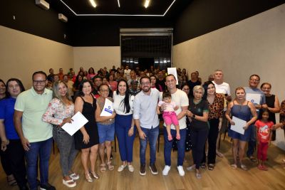 Odir e milhares de famílias de Ananindeua conquistam o título definitivo da casa própria