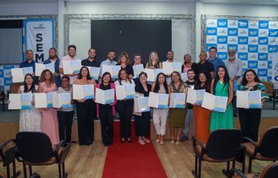 SEMED realiza cerimônia de posse dos novos conselheiros municipais de educação