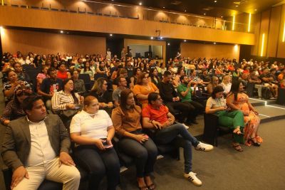 Prefeitura de Ananindeua realiza entrega de senhas para cursos EAD voltados à COP 30