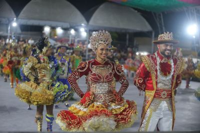 No Abacatão, um mar de saias rodadas e emoção
