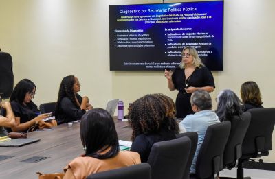 Profissionais discutem diretrizes sociais, econômicas, ambientais e institucionais para o PPA 2026–2029 e LOA 2026 em Ananindeua
