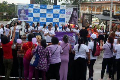 SEMMU e Casa da Mulher Brasileira reforçam rede de proteção às mulheres com "Blitz Educativa" em alusão ao Agosto Lilás