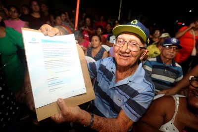 “Agora a casa é minha”: emoção marca entrega de 857 títulos de propriedade na Área Dom Bosco, em Águas Brancas