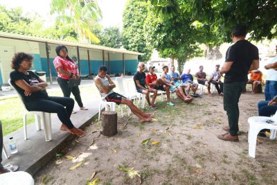 Centro Pop promove roda de conversa sobre alcoolismo