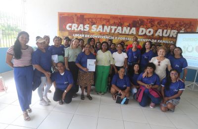 Prefeitura de Ananindeua promove curso de biojoias no CRAS Santana do Aurá com foco na autonomia feminina