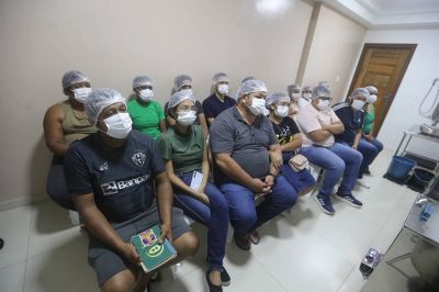 Capacitação garante mais qualidade na venda do açaí em Ananindeua