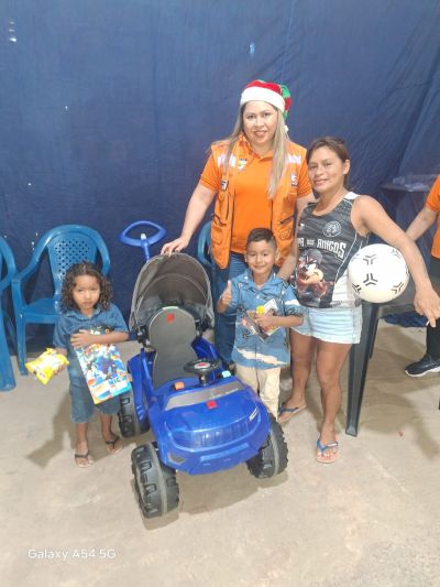 SEPDEC realiza ação solidária no bairro Águas Brancas e leva alegria à criançada