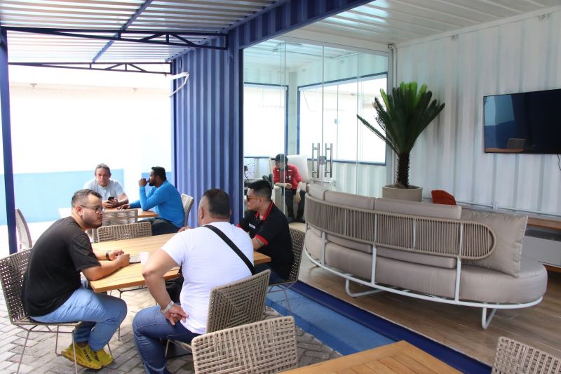 Inauguração do Pit Stop na rua do Fio esquina com Av Nonato Sanova