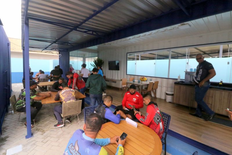 Inauguração do Pit Stop na rua do Fio esquina com Av Nonato Sanova