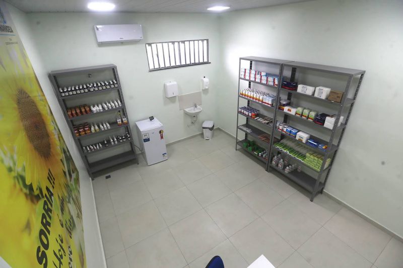 Imagens da Clinica Saúde da Família na comunidade Pedreirinha