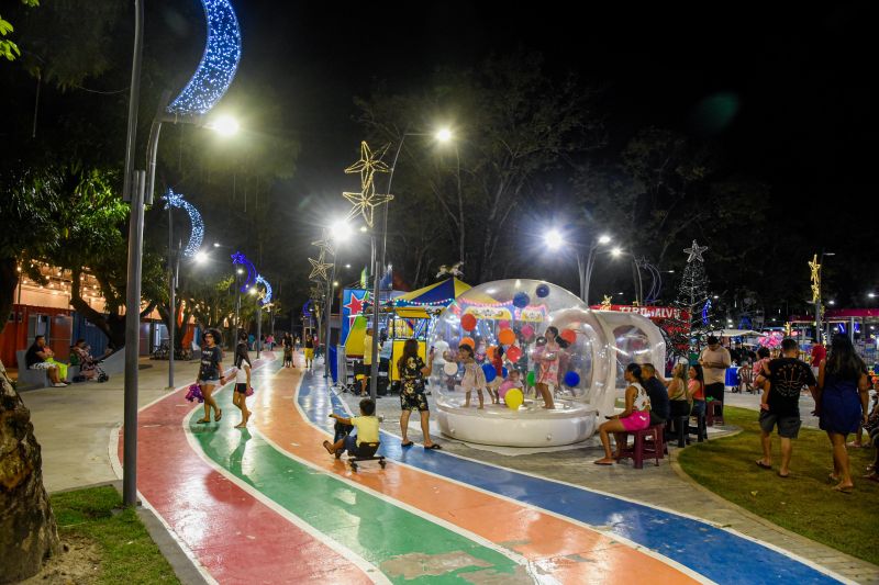 imagens Natalinas do parque do 8 na Cidade Nova Vlll