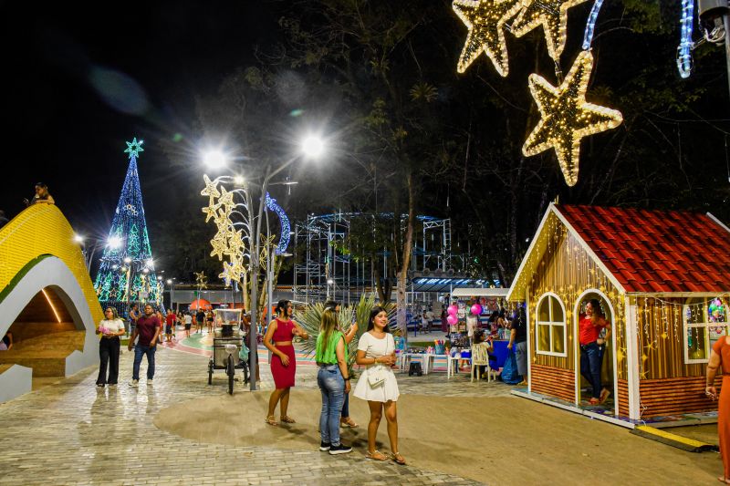 imagens Natalinas do parque do 8 na Cidade Nova Vlll