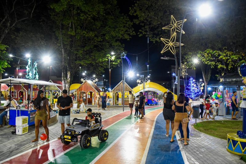 imagens Natalinas do parque do 8 na Cidade Nova Vlll