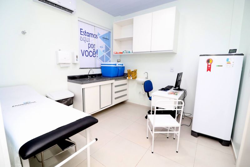 Inauguração da Clínica Saúde da Família Floresta Park na rua dos Ipês