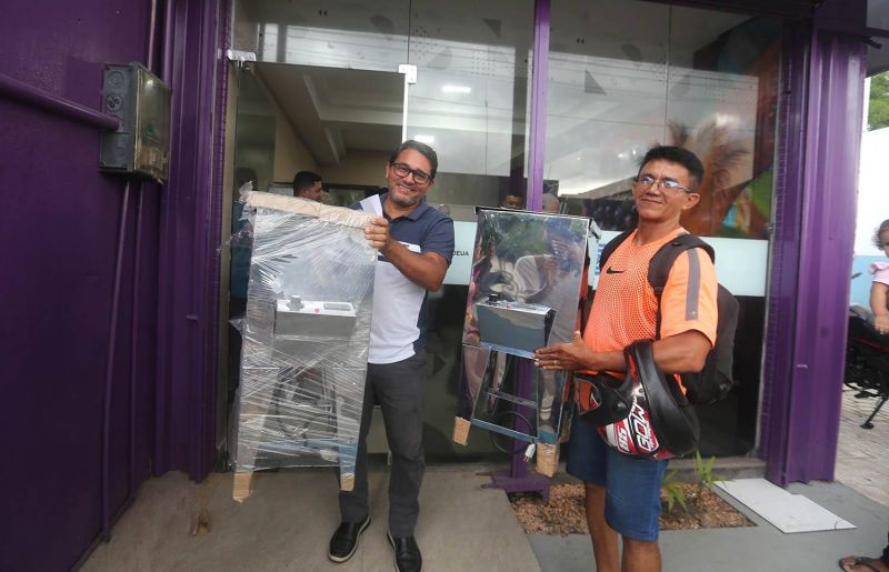 Entrega de tanque de Branqueamento na Casa do Açaí