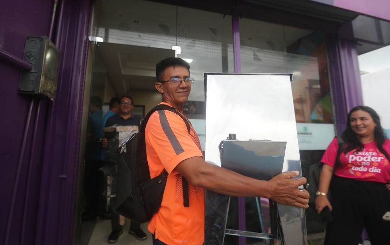 Entrega de tanque de Branqueamento na Casa do Açaí