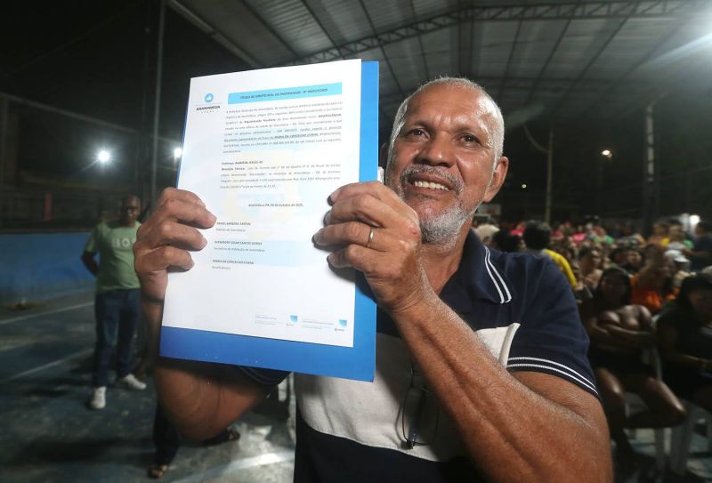 Entrega De Títulos de Propriedade na comunidade Warislândia no Icuí Guajará