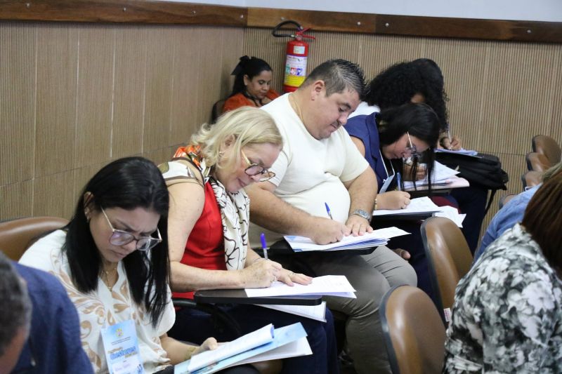 Certificação de Gestores da Educação no auditório da SEMED