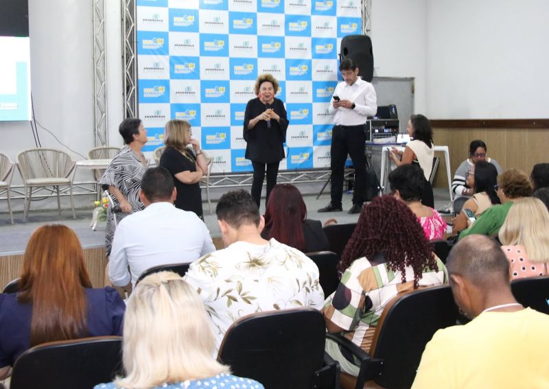 Certificação de Gestores da Educação no auditório da SEMED