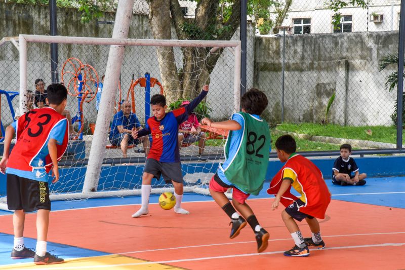 Projeto Esporte nas Férias, na praça Tancredo Neves na Cidade Nova 4