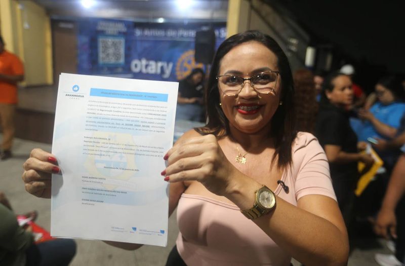 Entrega Títulos de Propriedade das comunidades Park Laguna e Deus Proverá