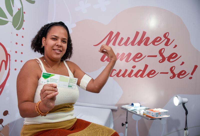 Implanon implantação na Policlínica Carlos Guimarães