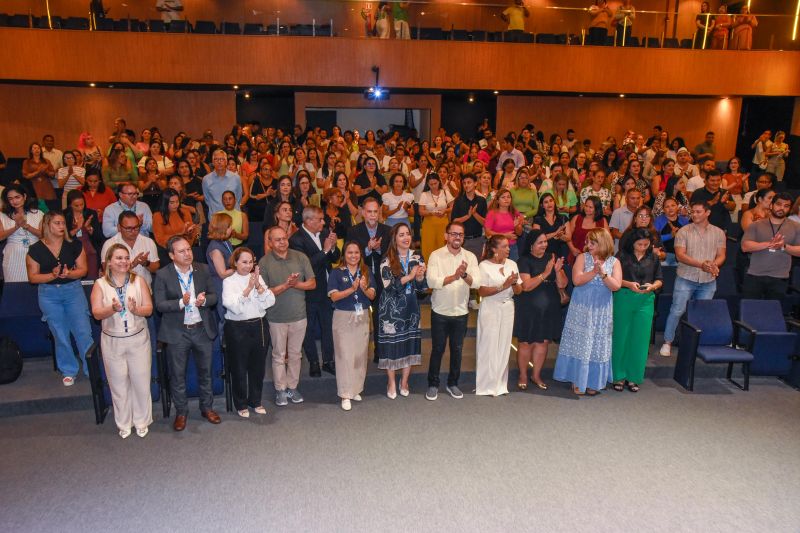 PPP Educação Infantil no Teatro Municipal de Ananindeua