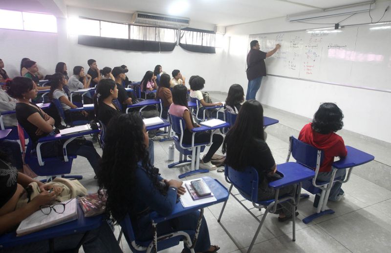 Aula inaugural do cursinho municipal de Ananindeua
