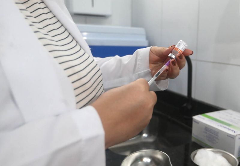 Vacinação no final de Semana na UBS Distrito Industrial