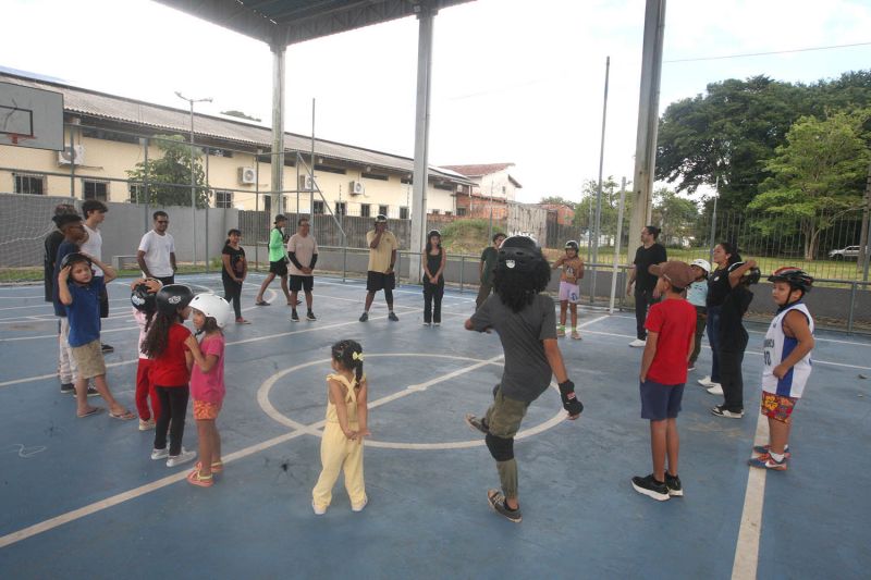 Café com skate no Céu das Artes