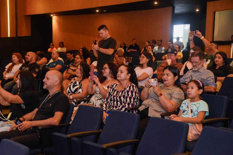 Trade de Turismo de Ananindeua no teatro municipal