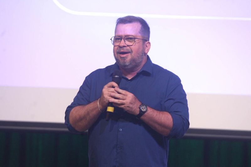 Off EGPA no teatro municipal