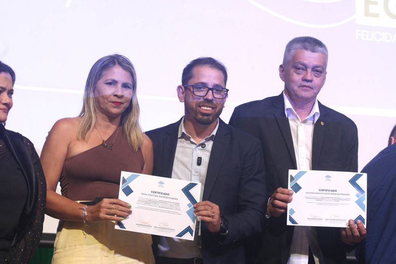 Off EGPA no teatro municipal