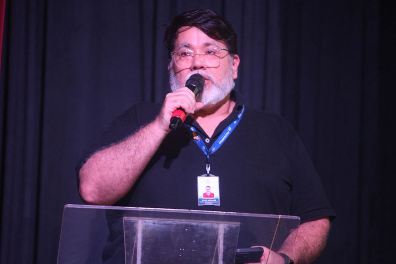 Off EGPA no teatro municipal