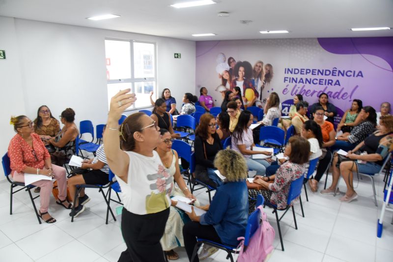Curso de confeitaria para mulheres na Casa da Mulher Brasileira