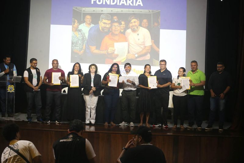 Semana do Solo Seguro no teatro municipal