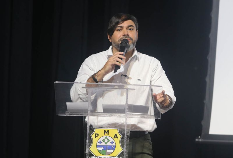 Semana do Solo Seguro no teatro municipal