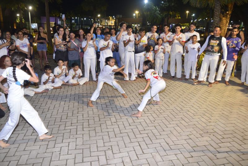 Sábado cultural mulheres no parque artes marciais no Parque Cultural Vila Maguary