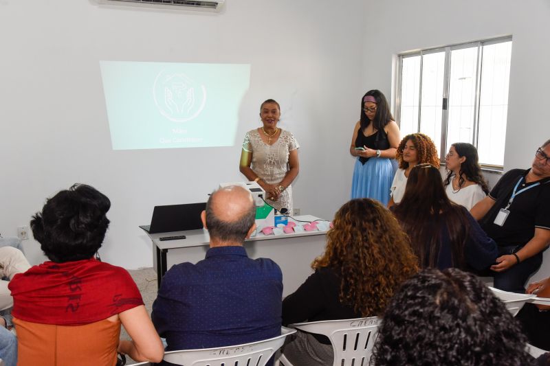 Certificação do minicurso de pintura no CREAS I