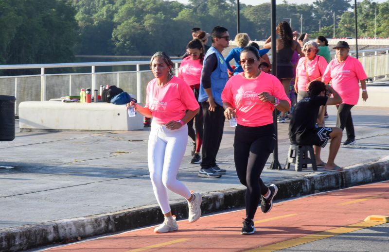 ll Corrida das Mulheres com usuários dos CRAS na Orla de Ananindeua