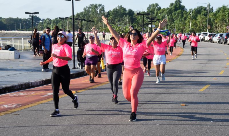 ll Corrida das Mulheres com usuários dos CRAS na Orla de Ananindeua
