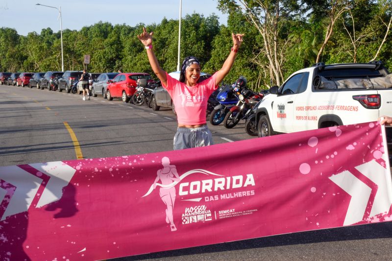 ll Corrida das Mulheres com usuários dos CRAS na Orla de Ananindeua
